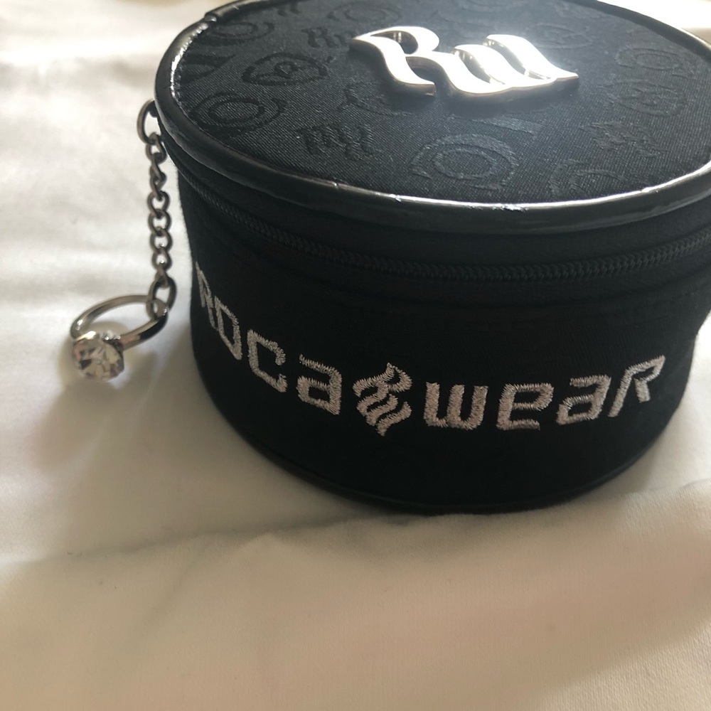 ROCAWEAR ROUND CLUTCH